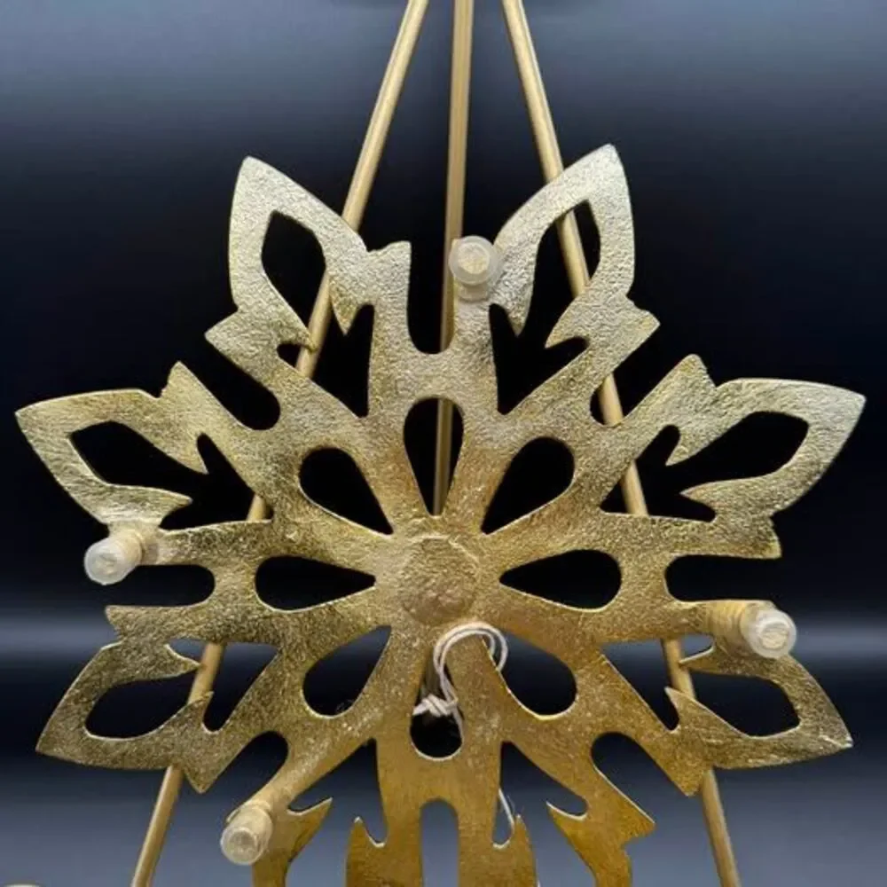 Hy-Vee Seasons 10-Inch Holiday Snowflake Trivet Set of 4